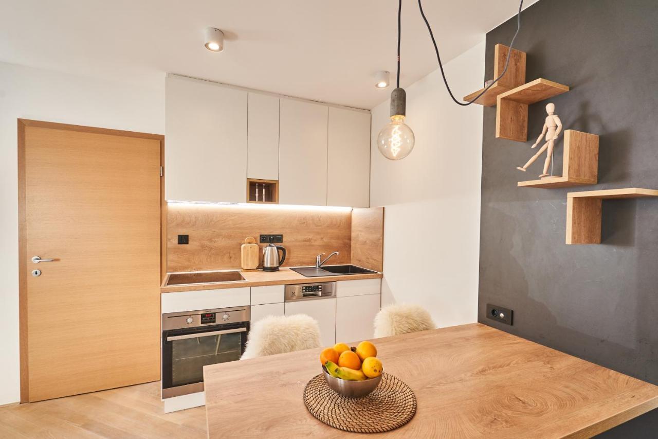 Cozy Apartment In The Heart Of Кранска гора Екстериор снимка